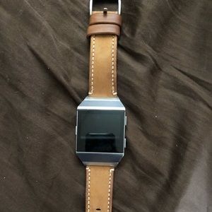 Fitbit Ionic w/ brown leather band